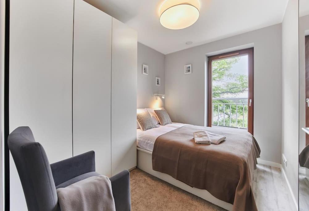 Golden Hour Apartments- Platan 16 Свиноуйсьце Экстерьер фото